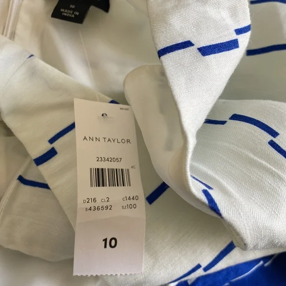 NWT AnnTaylor stripped dress with peplum hem Sizes 10p and 10. - Picture 11 of 13